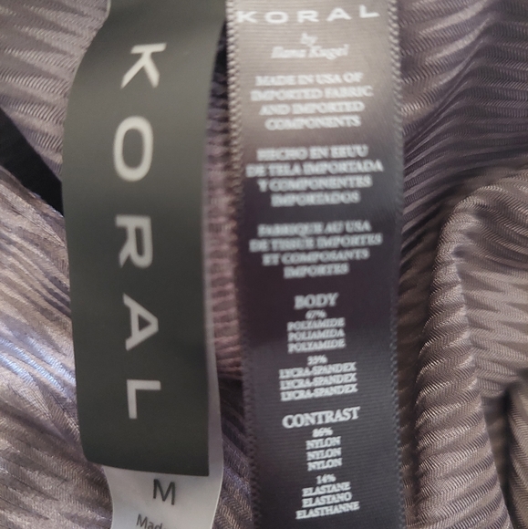 Koral  Revolve Lustrous Reg Rise  leggings sz M - Picture 6 of 7